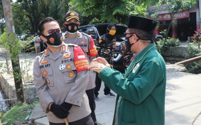 Polresta Tangerang dan Tim Yustisi Operasi di Pasir Jaya