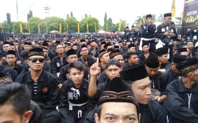 Ribuan Pesilat PSHT Ponorogo Gelar Doa Bersama