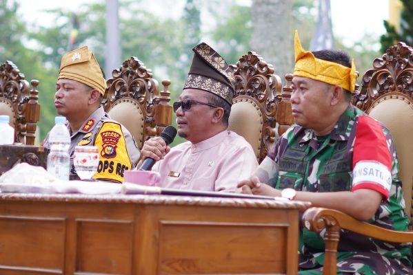 Menuju Pilkada Damai, Sekda Siak Hadiri Podcast Polres Siak