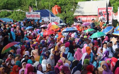 Dukung Semen Rembang, Ribuan Warga Duduki Tenda Perjuangan