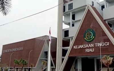 Mantan Plh Kadisdik Riau, Indra Agus Diperiksa Kejati