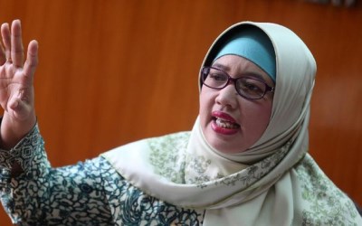 Siswi Nonmuslim di Padang Dipaksa Berhijab Langgar HAM
