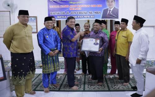 Hadir Penyerahan Bantuan, ini Kata Wabup Husni