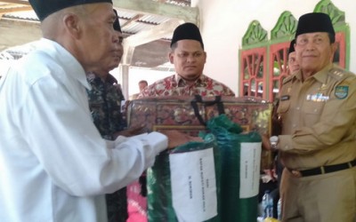 Bupati Rohul Janji Perbaiki Jalan Mahato Sukajaya 