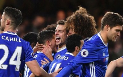 Gary Cahill Kecewa, Chelsea Terjungkal Lawan Tottenham Hotspur