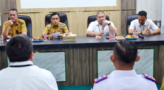 Pemkab Meranti dan PLN Tambah 8 MW Daya Listrik