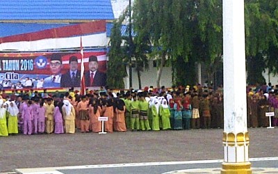 Peringatan Hardiknas di Bengkalis Bernuansa Melayu