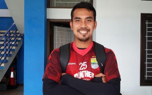 Liga 1 Vakum, Mantan Kiper Persib Jualan Ayam Geprek