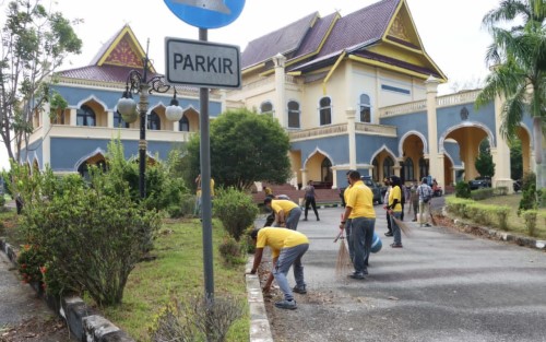 Jumat Bersih, Ketua LAMR Siak Apresiasi Polres Siak