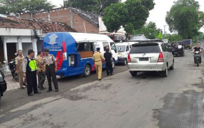 Polres Ponorogo Gelar Layar Tancap Sambang Desa