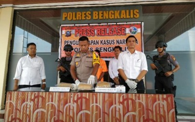 Jajaran Polres Bengkalis Tangkap Sabu Kurir 3 Kg