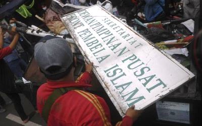 FPI Dibubarkan Rizieq Shihab: Tenang, Bikin Baru