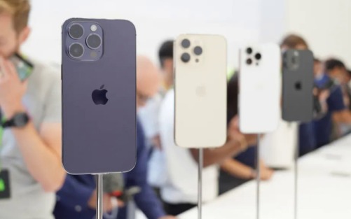 Penjualan iPhone 14 Plus Suram, Apple Siap-siap Pangkas Produksi