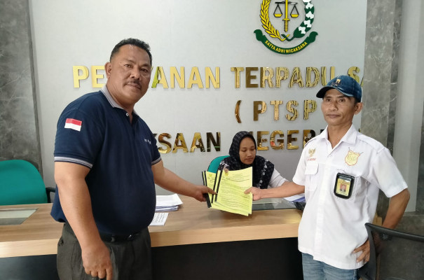 Petir dan Tamperak Laporkan Dugaan Korupsi APBDes di Tiga Kecamatan