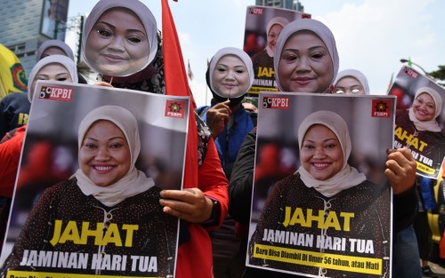 Demo Buruh Tuntut Batalkan Permenaker Aturan JHT 