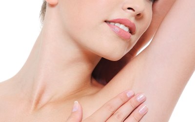 Cerahkan Ketiak Hitam dengan Bahan Alami Ini