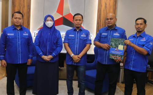 DPC Partai Demokrat Kab. Siak Terima SK dari DPP PD