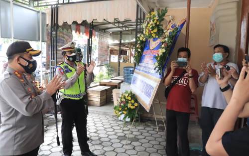 HPN 2021, KWP Gelar Tasyakuran dan Bagi Masker