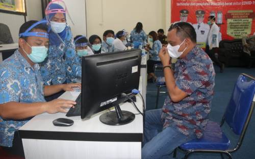 Enam Pejabat Publik Labusel di Vaksinasi Dosis ke-2