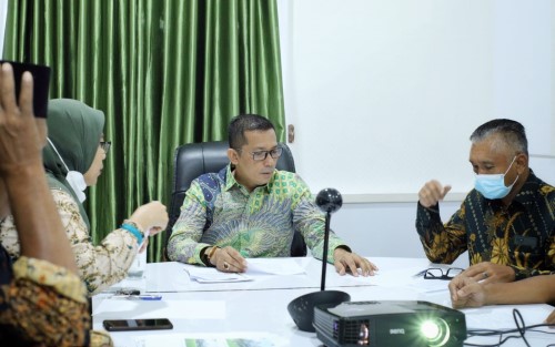 Bupati HM Adil menjadi Opening Speaker di Webinar Nasional