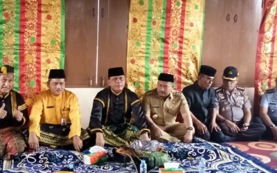 Kapolda Riau Terima Gelar Datuok  Palimo Sutan Dirajo