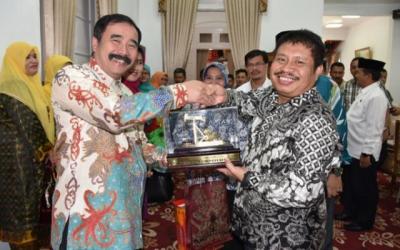 Bupati Bengkalis Bertemu Dirjen Keuangan Kemendagri