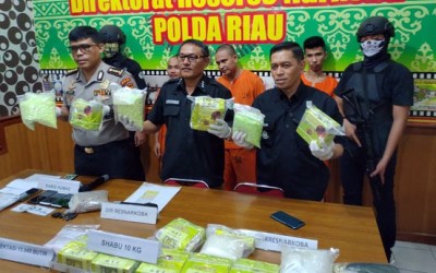 Polda Riau Tangkap Tersangka Narkoba Jaringan Internasional