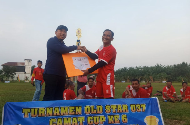 Jati Baru Tundukan Bungaraya 2-1 di Piala Bergilir Turnamen Old Star U 3