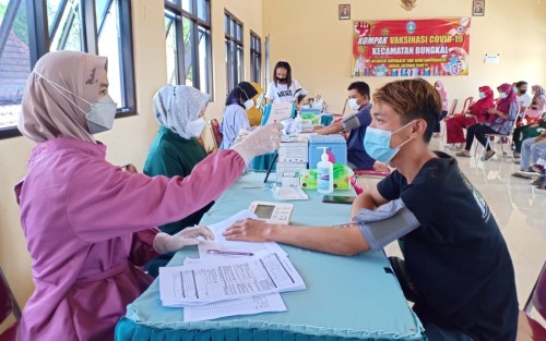 Wabup Ponorogo Dorong Vaksinasi Covid-19 Kalangan Pelajar