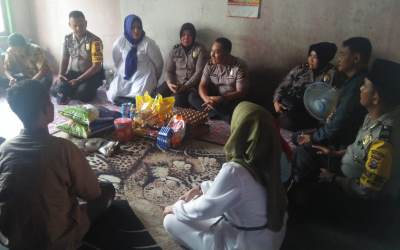 Agus Salim Dikunjungi Tim Jum'at Barokah Polresta