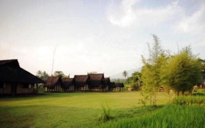 Wisata ke Kampung Budaya, Sisa-sisa Kerajaan Pajajaran