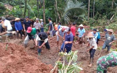 Longsor Purworejo Jawa Tengah Paling Banyak Telan Korban