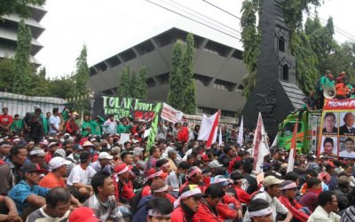 APTI Kecam Provokasi saat Demo Petani Tembakau