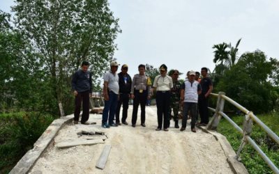 Warga Minta Jembatan Amblas di Inhil Diperbaiki