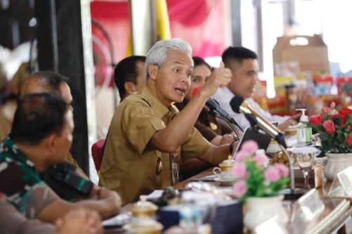 Elektabilitas Ganjar di Bawah Prabowo, Denny JA Bocorkan Penyebabnya