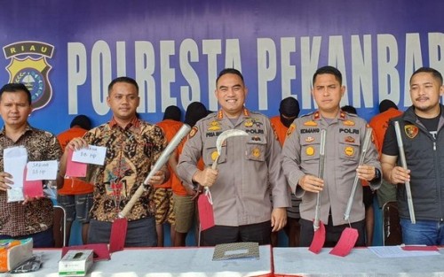 12 Orang Anggota Geng Motor Pekanbaru Diamankan Polisi