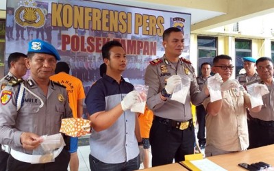 Polsek Tampan Bekuk 3 Pengedar dan 400 Gram Sabu