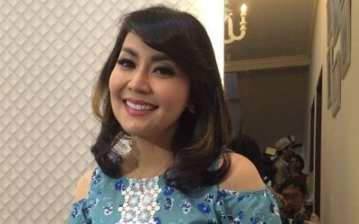 Tessa Kaunang Digerebek Mantan Suami Bersama Warga