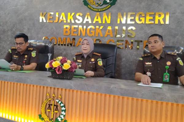 Kejari Bengkalis Setor PNBP dari Perkara Tipikor Senilai Rp 1,2 Miliar