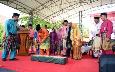 Gubri Buka Festival Permainan Rakyat Riau