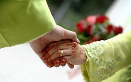 Viral! Istri Sah Pergoki Suami yang Akan Nikah Lagi 