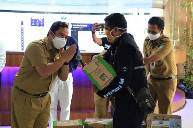 Wako Tangerang dan Pegawai Donasikan Rp 1,89 Miliar