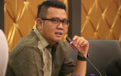 Apri Sujadi Himbau Masyarakat Waspada Karhutla