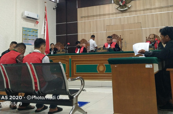 Wagiran dan Joko Dituntut Setahun Enam Bulan, Bos Ilog Masih Bebas