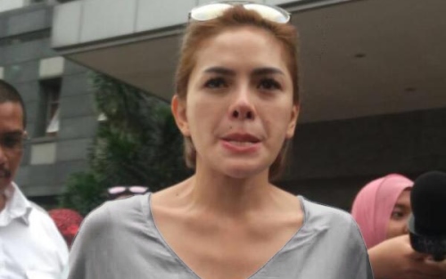 Nikita Mirzani Dilarikan ke Rumah Sakit