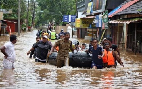 India Diterjang Banjir dan Tanah Longsor, 110 Orang Tewas