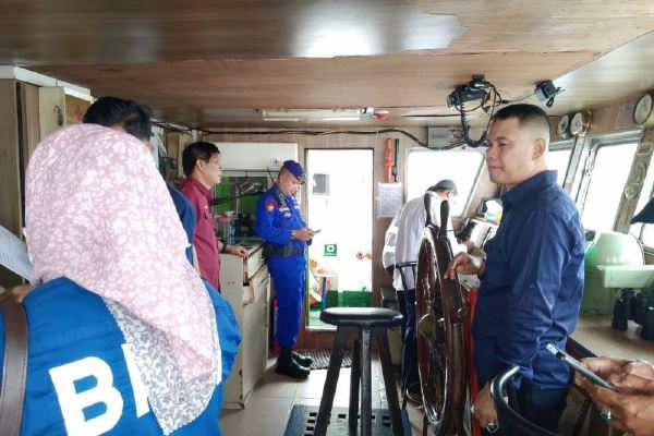 BNN Cek Urine 40 Supir Bus dan Kru Kapal Roro Angkutan Lebaran