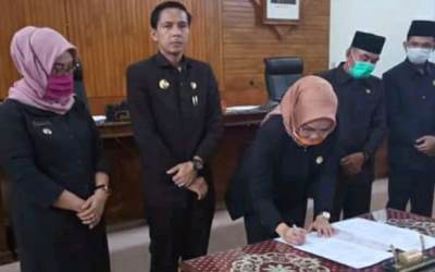 Dewan Setujui Raperda Pertanggungjawaban APBD Kaur