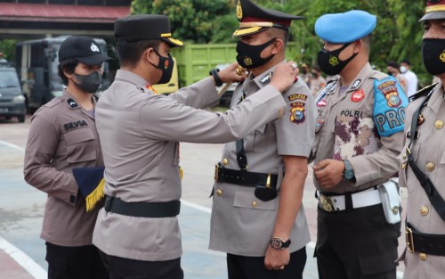 Kapolres Inhu Pimpin Upacara Sertijab Kapolsek Seberida