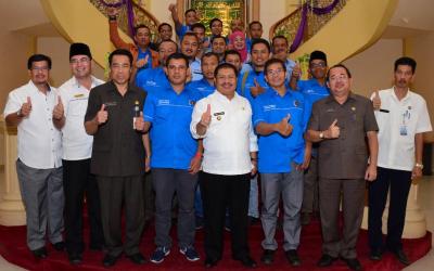 Dheni Kurnia Lantik Pengurus PWI Kabupaten Bengkalis